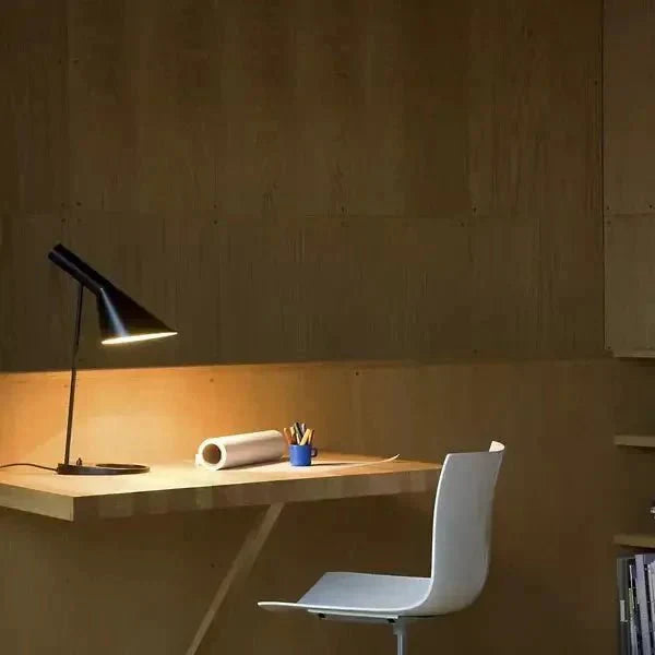 Frendorf | Diese vielseitige Lampe, um Ihren Raum mit Liebe zu erleuchten