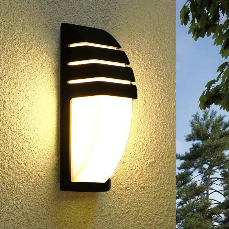 Frendorf | LumeArc Moderne Außenwandleuchte – Zeitloses Design mit Eleganter Bogenform