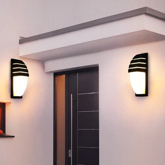 Frendorf | LumeArc Moderne Außenwandleuchte – Zeitloses Design mit Eleganter Bogenform
