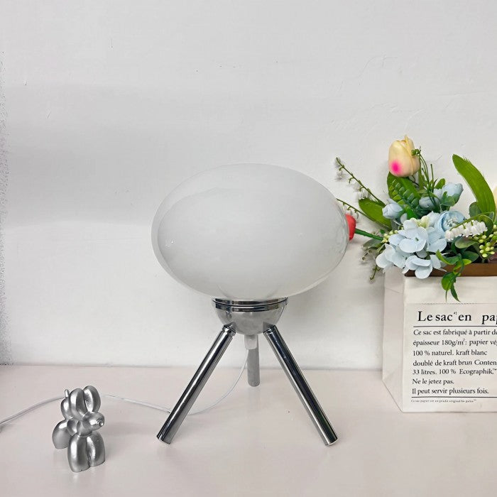 Frendorf | TripodGlow moderne Tischlampe aus Glas