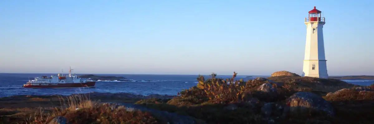 Frendorf | Louisbourg Leuchtturm An Der Küste Wandkunst