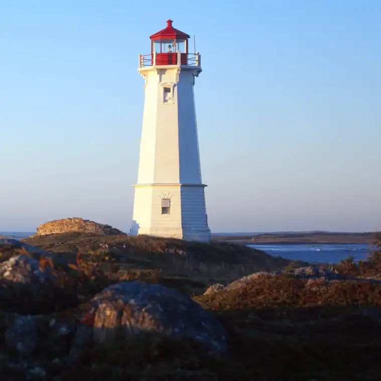 Frendorf | Louisbourg Leuchtturm An Der Küste Wandkunst