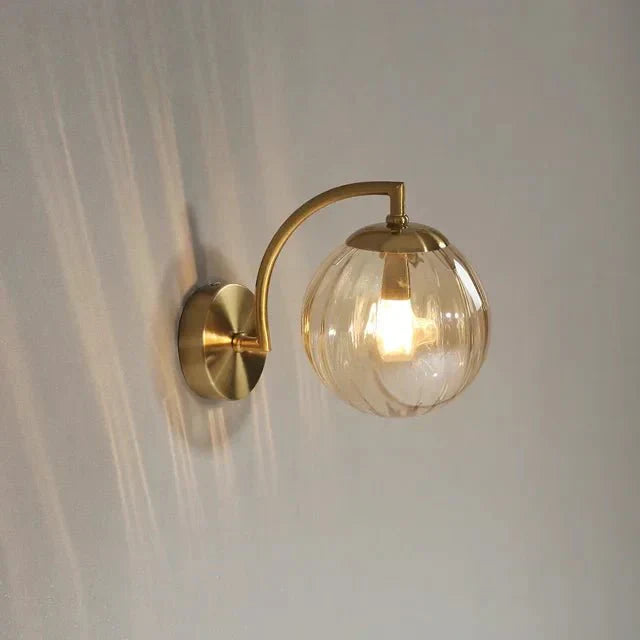 Frendorf | Bringen Sie Eleganz und Stil in Ihr Zuhause mit der modernen Lumicrystal Lampe