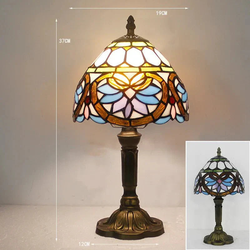 Frendorf | Licht der Liebe: die Tiffany Luxlight Schreibtischlampe für deinen Raum
