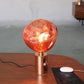 Frendorf | Meltique Moderne LED-Tischlampe | Elegantes Schmelzdesign | Stimmungslicht für Wohn- & Schlafzimmer | In Gold, Chrom & Rot erhältlich