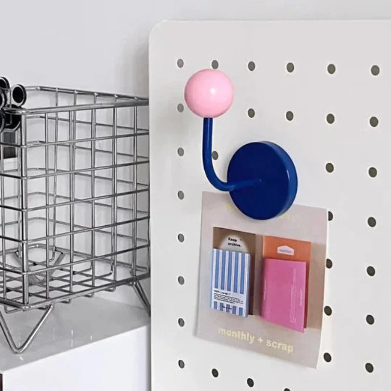 Eames Dot Color Rush Hakenmagnet