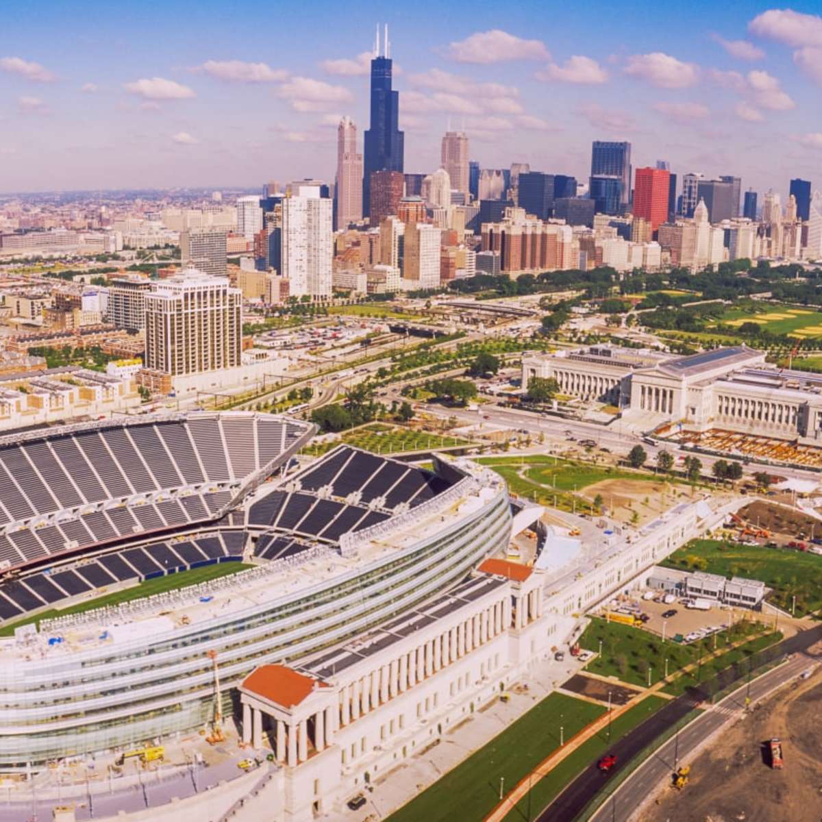 Frendorf | Luftaufnahme eines Stadions im Soldier Field II Wandkunst