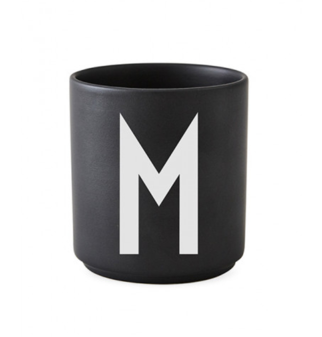 Frendorf | Personalisierter A-Z Becher Porzellan klassisch von Design Letters!