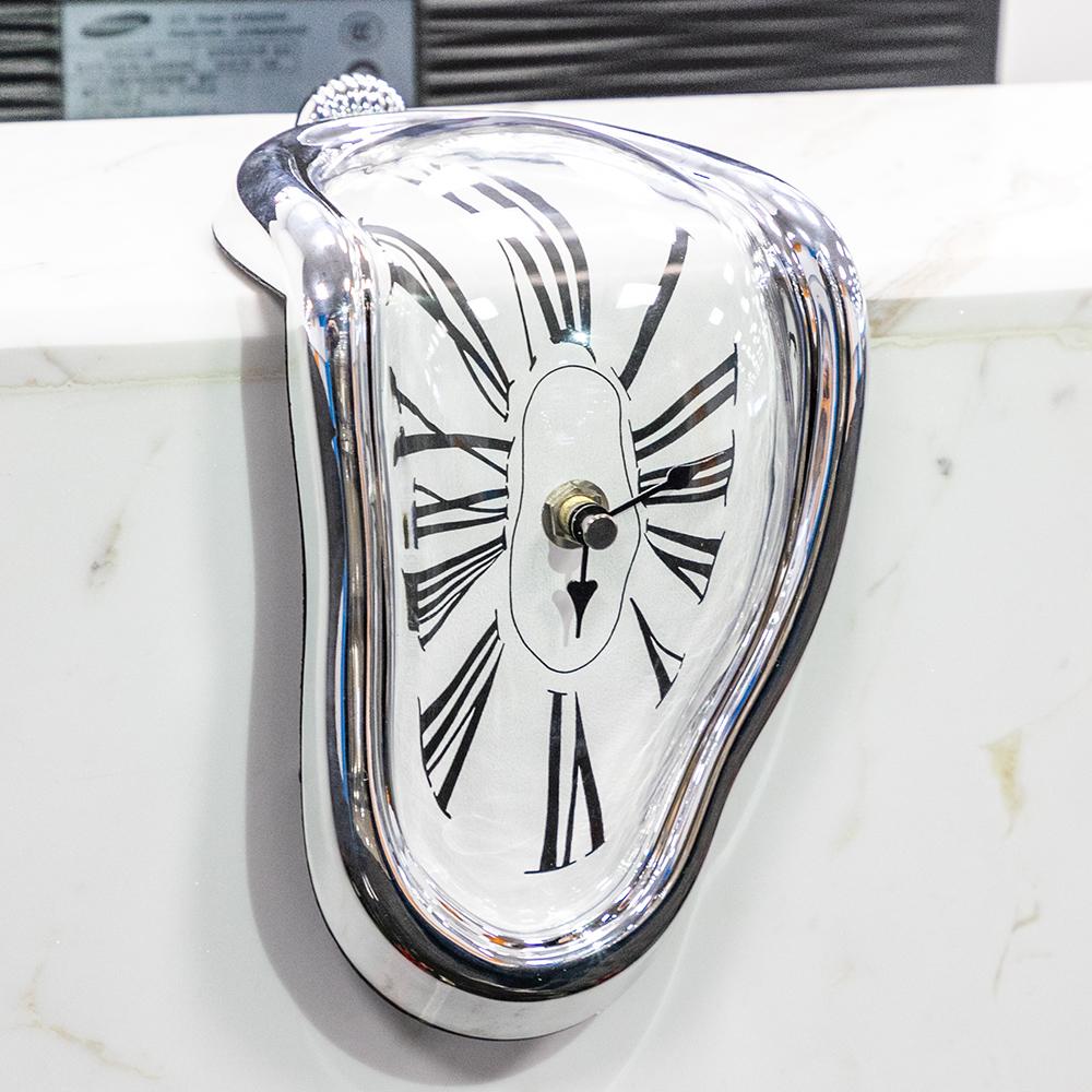 Frendorf | TimeFlow Schmelzende Wanduhr | Dali-inspiriertes Design | Moderne Kunstuhr | Deko für Zuhause