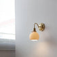 Frendorf | Elegante Messing Wandlampe für einen traditionellen Flair