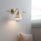Frendorf | Elegante Messing Wandlampe für einen traditionellen Flair