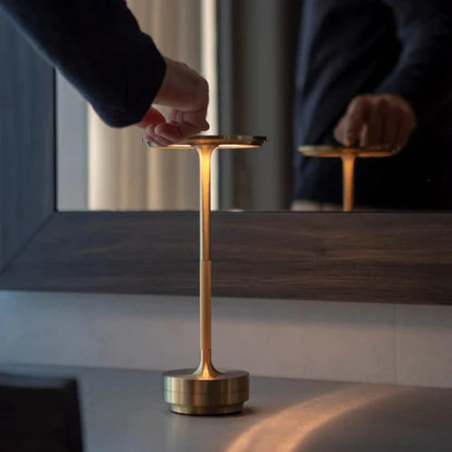 Frendorf | Luxuriöse kabellose Tischlampe