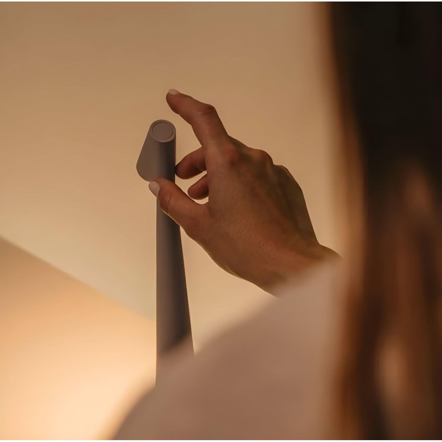 Kabellos aufladbare Nachttischlampe - Ohne Kabel