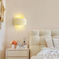 Frendorf | LuxeRib Moderne Art Deco Wandleuchte | Harz & LED Design | Stilvolle Beleuchtung für Zuhause
