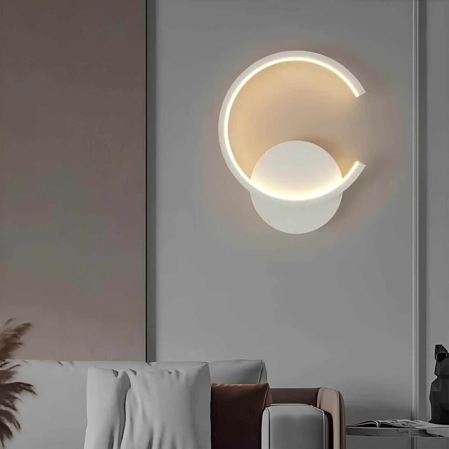 Elegante LumiEdge LED-Wandlampe für Wohn- und Schlafzimmer