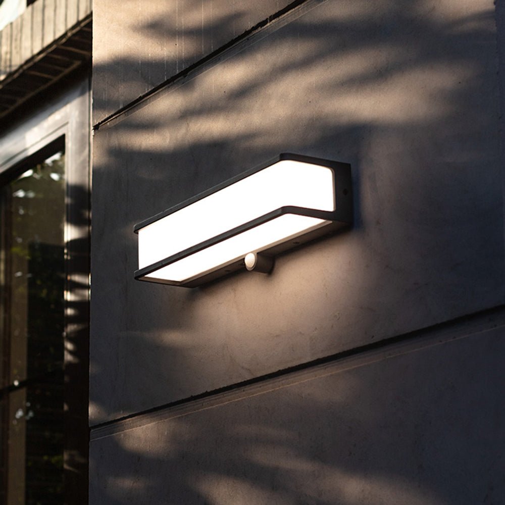 Frendorf | Bringen Sie Ihr Outdoor mit einer eleganten minimalistischen Solarleuchte zum Strahlen