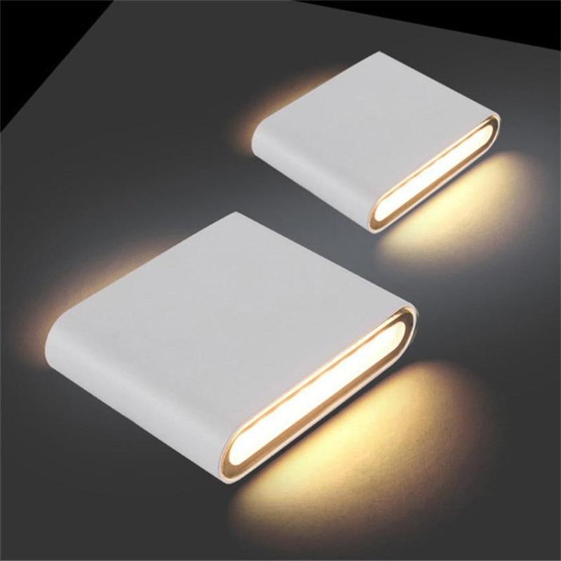 Frendorf | Beleuchten Sie Ihren Raum mit einer metallischen Wandleuchte für den Außenbereich