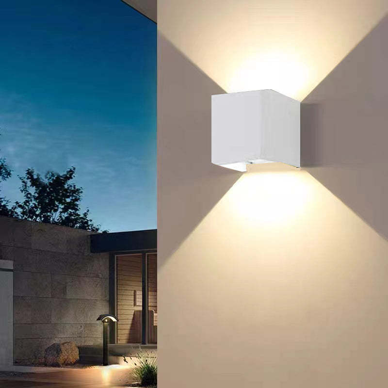 Frendorf | Bringen Sie Stil in Ihren Raum mit der eleganten, verstellbaren LED-Lampe