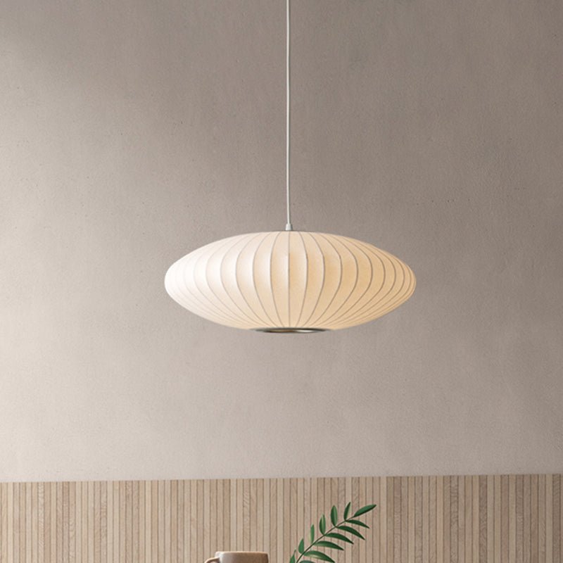 Frendorf | Bringen Sie mit unserer modernen Lampe mit Stoffschirm, perfekt für jeden Raum, frischen Wind in Ihr Interieur.