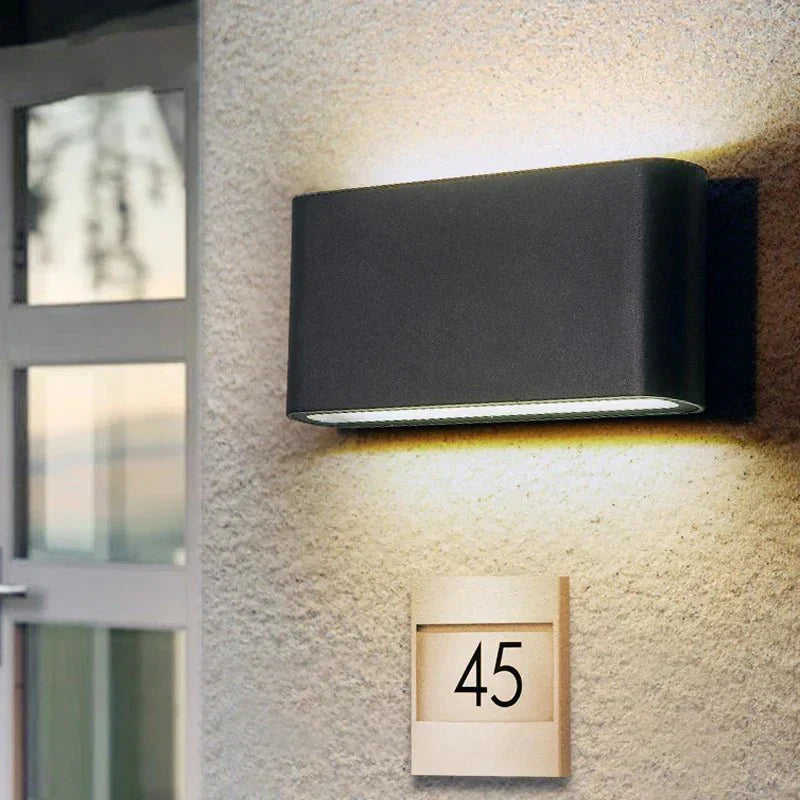 Frendorf | Bringen Sie Liebe und Licht mit der Modernera LED Außenwandlampe