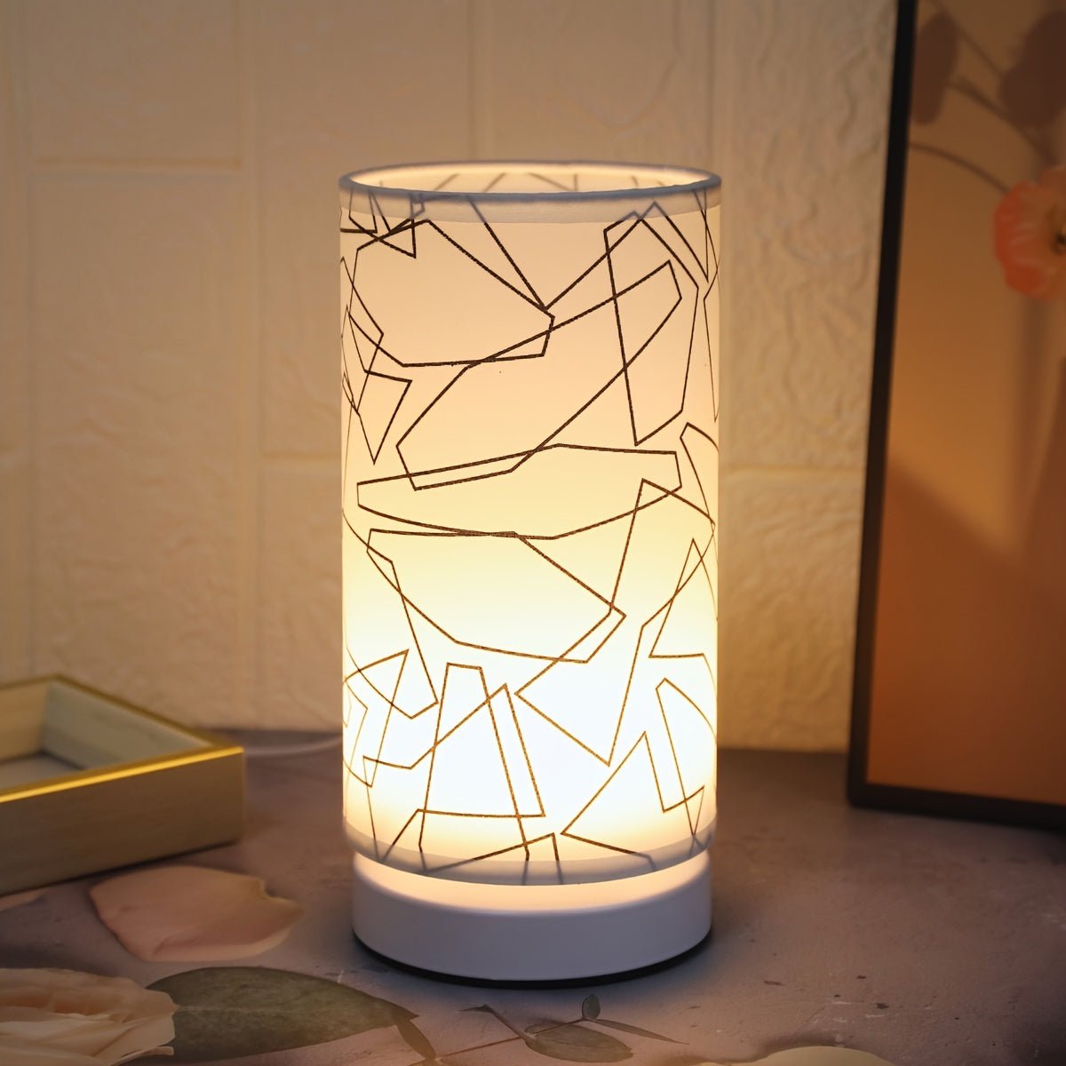 Frendorf | Modernlicht Tischlampe mit warmem LED-Umgebungslicht
