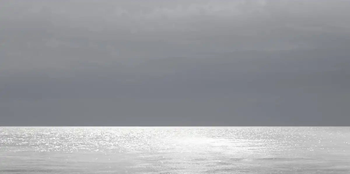 Frendorf | Moonlit Ocean Gray III Wandkunst