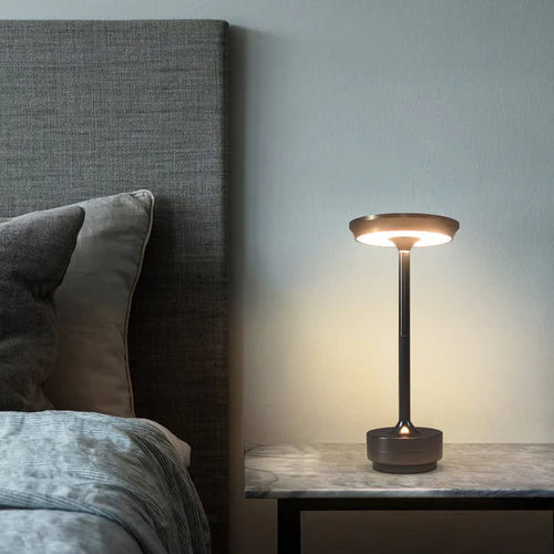 Frendorf | Luxuriöse kabellose Tischlampe