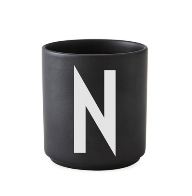 Frendorf | Personalisierter A-Z Becher Porzellan klassisch von Design Letters!