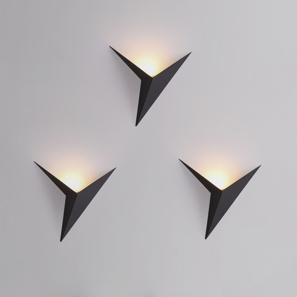 Royaleva Trigon Wandlampe - Moderne LED Dreieckige Wandlampe, Schwarz/Weiß/Gold, Warm/Kühl Weiß