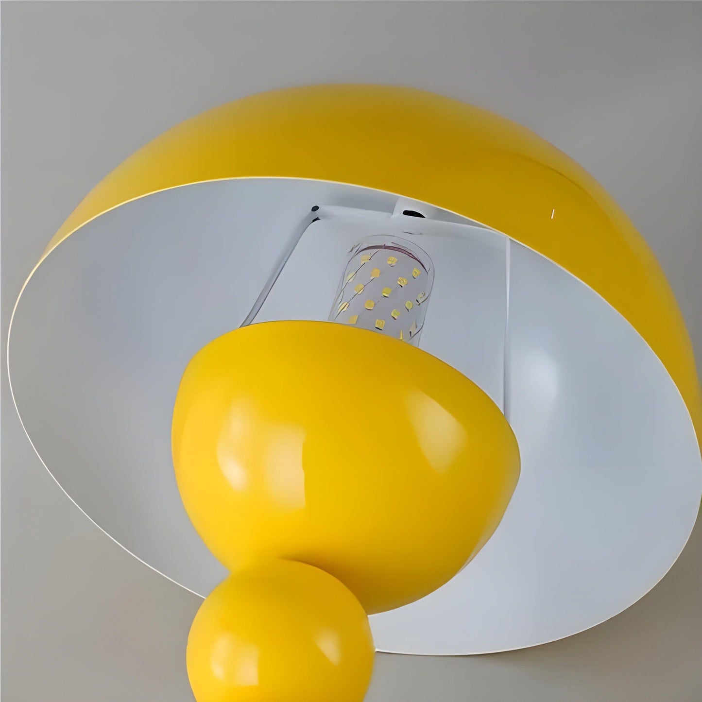 Light – Nordische LED-Dimmbar Tischleuchte