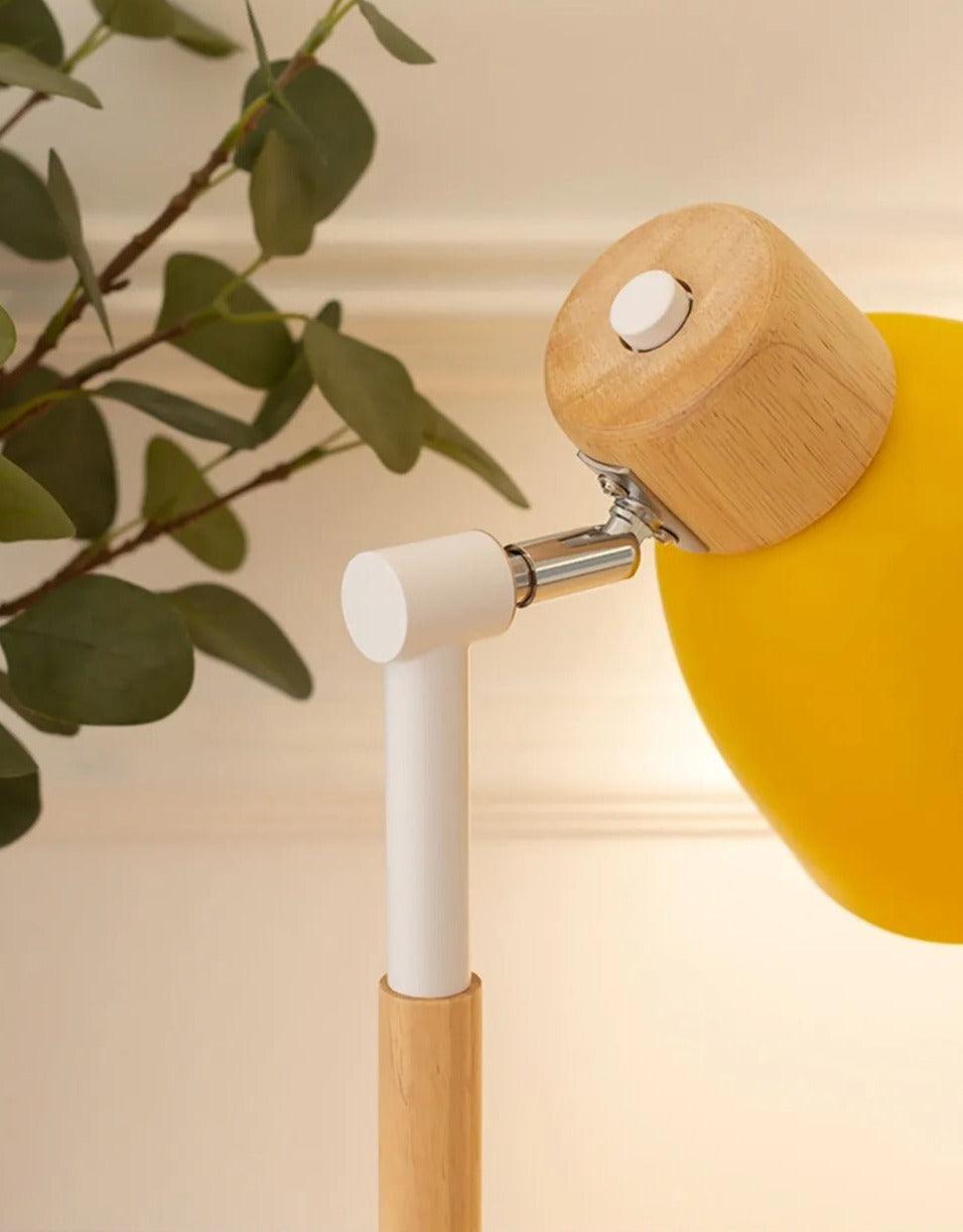 Nordische Tischlampe | Holz, Eisen