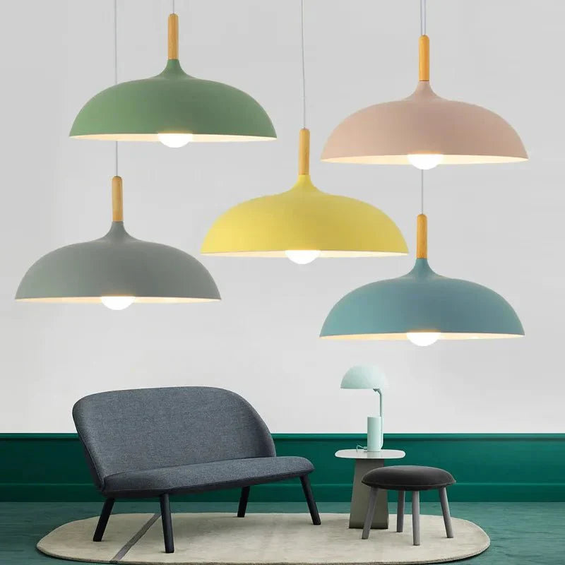 Frendorf | Die Nordiclight Deckenlampe aus Eiche für ein elegantes Interieur