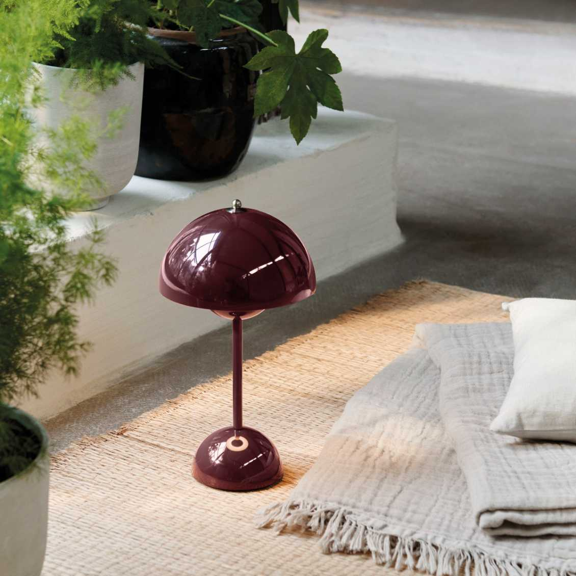 Lunarglo | LED-Tischlampe