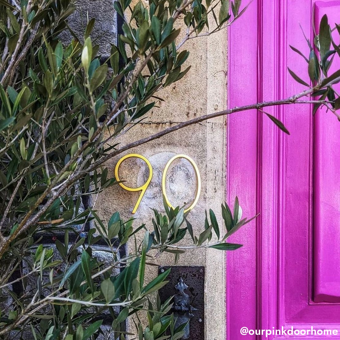 Frendorf | Messing Hausnummern satinierter Finish und zeitlose Eleganz