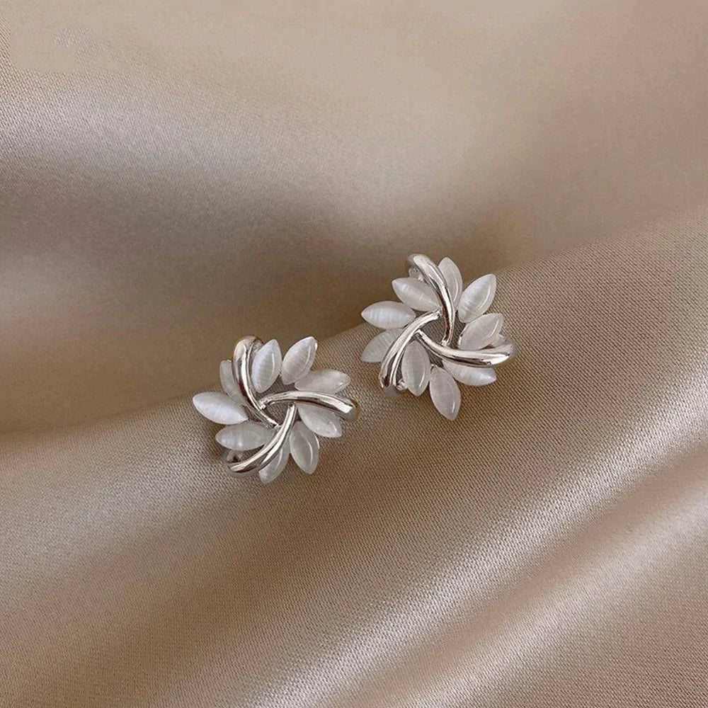Frendorf | Elegante und exquisite opalpetal kreis ohrstecker in gold