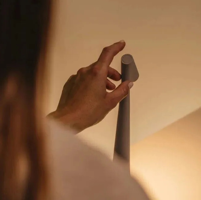 Frendorf | Nordic minimalistisches Design-Stimmungslicht | Kabellos | LED | Leselampe | Abendessenlampe