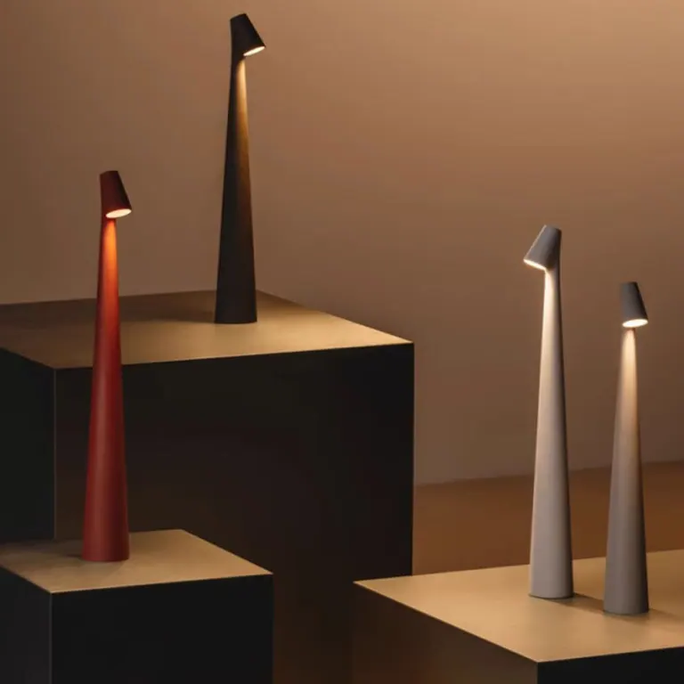 Frendorf | Nordisch minimalistisches Design Stimmungslicht | Kabellos | LED | Leselampe | Esslampe