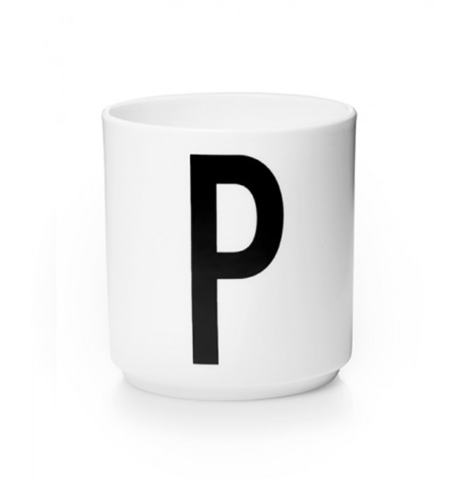 Frendorf | Personalisierter A-Z Becher Porzellan klassisch von Design Letters!