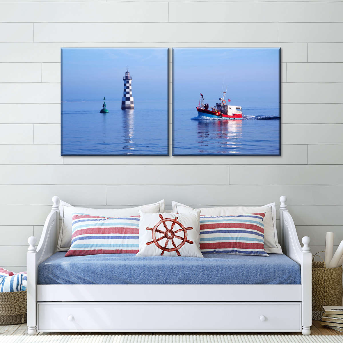 Frendorf | Les Perdrix Leuchtturm und Fischereiboot Wandkunst