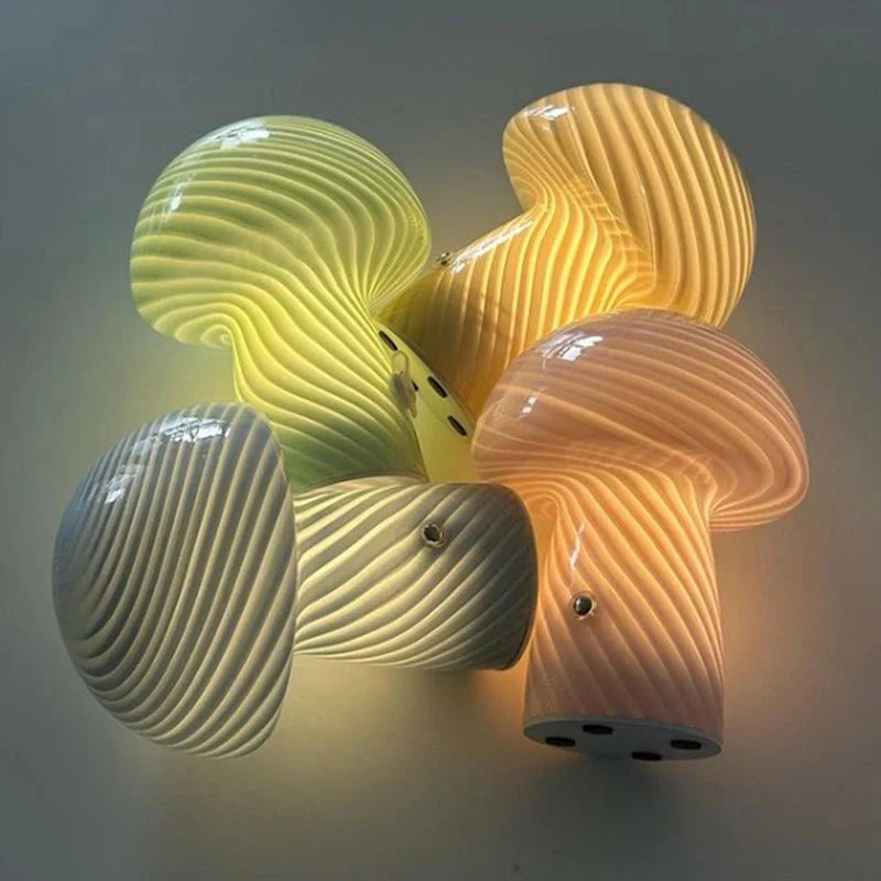Pastellfarbene Glas-Pilz-Tischlampe