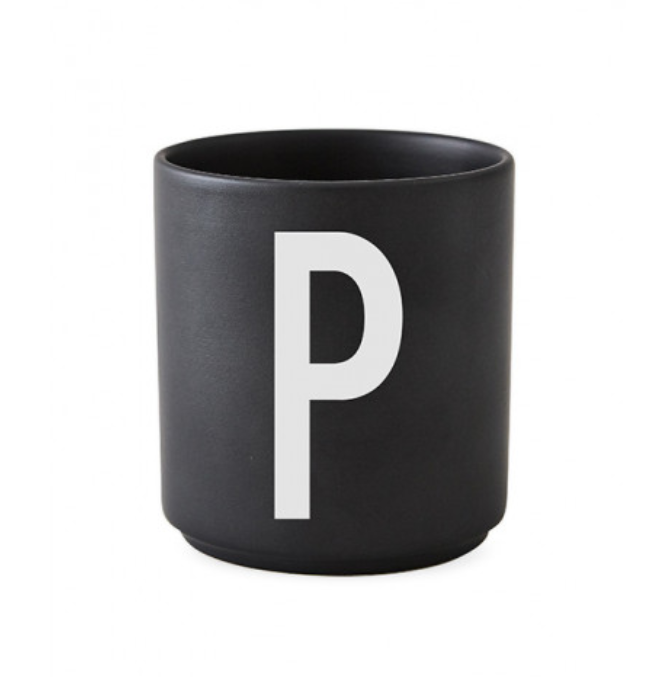 Frendorf | Personalisierter A-Z Becher Porzellan klassisch von Design Letters!