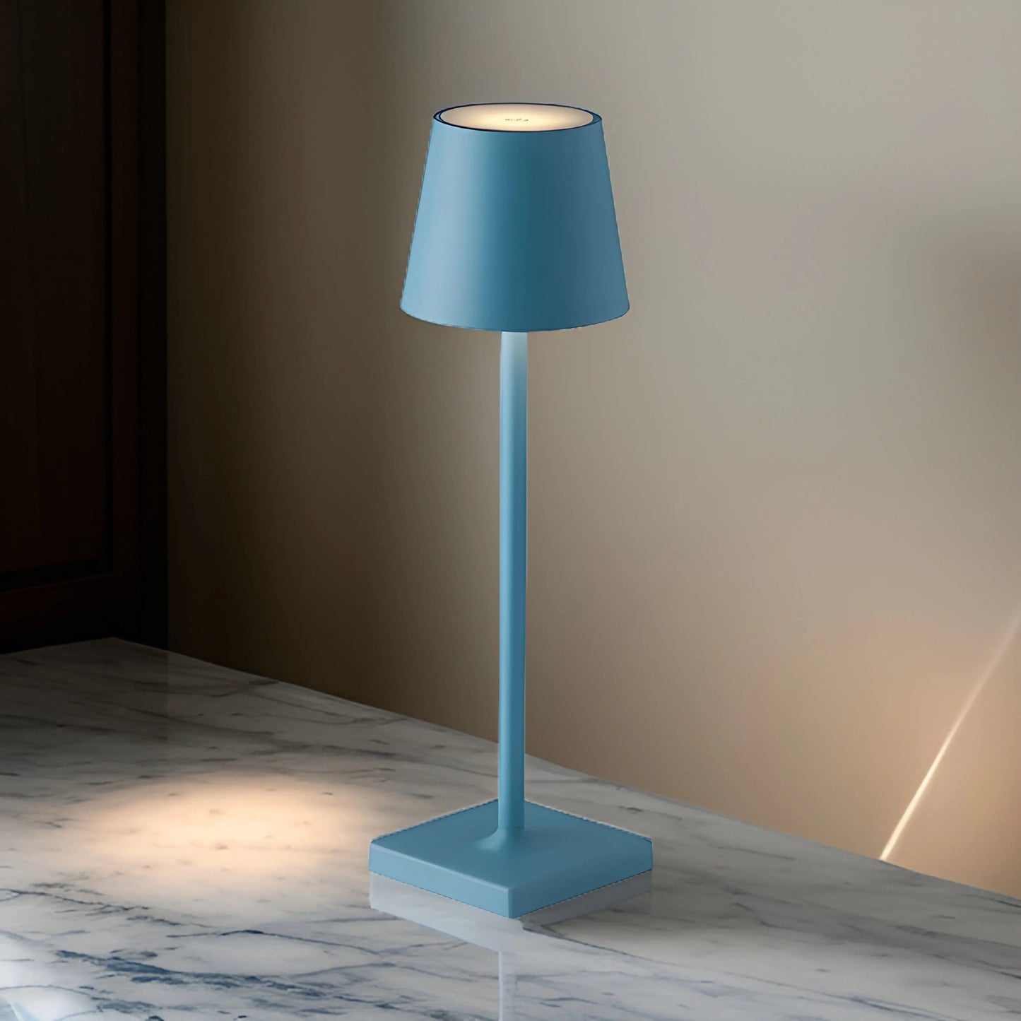 Frendorf | Nordia Light - Multifunktionale kabellose aufladbare Tischlampe