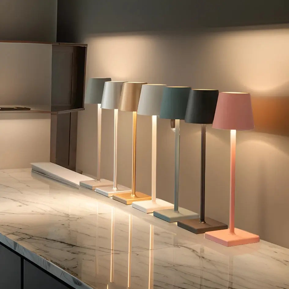 Frendorf | Nordia Light - Multifunktionale kabellose aufladbare Tischlampe