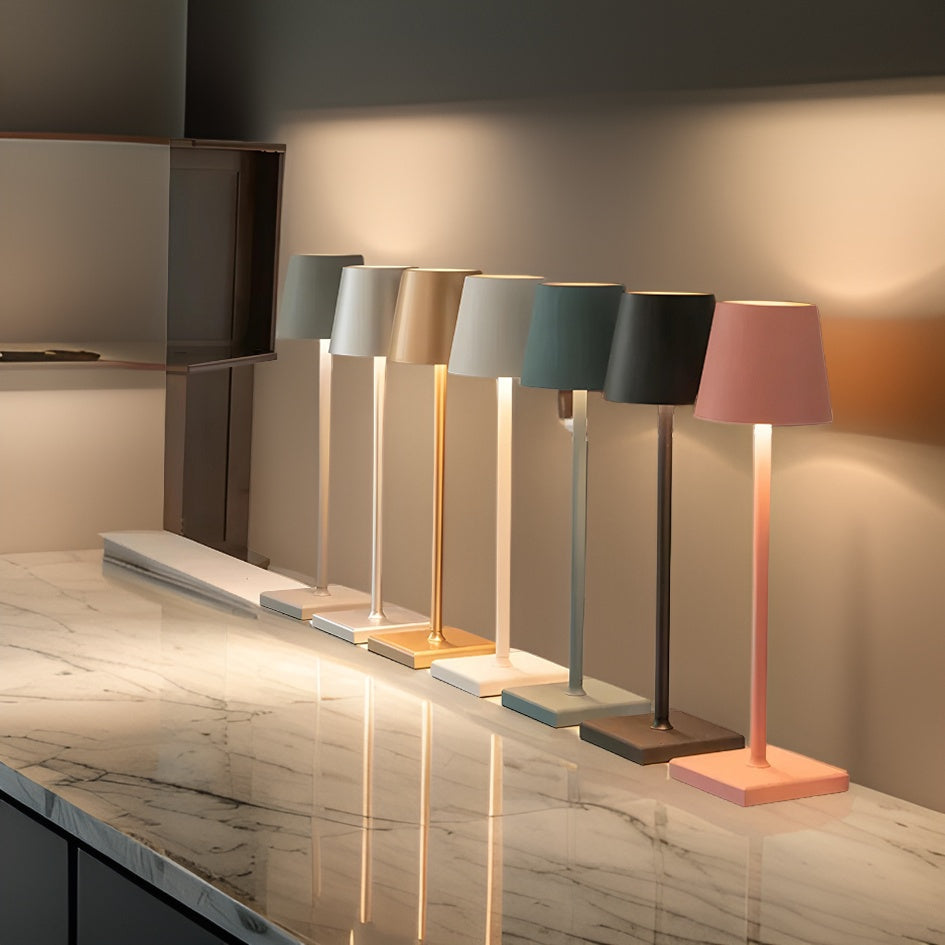 Nordia Light - Multifunktionale Schnurloser Aufladbarer Tischlampe