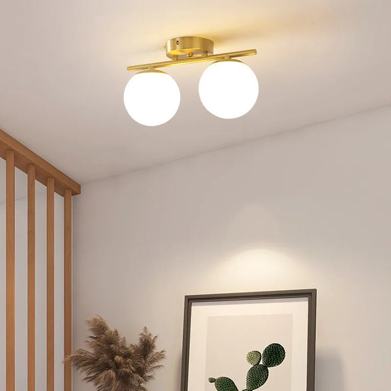 Frendorf | Stehlampe aus Glas, goldene Eleganz für Ihr warmes Interieur