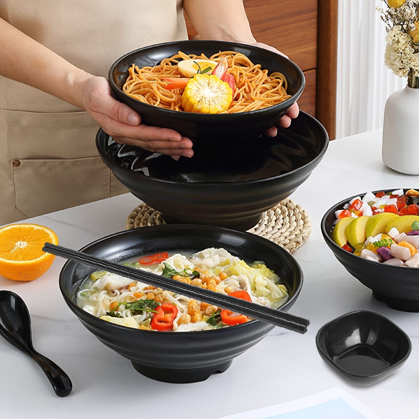 1 Set Ramen Schüssel Set mit Essstäbchen Löffel Teller, asiatische schwarze Schalen für Suppe, Reisnudeln, Ramen, Instantnudeln, für Zuhause Küche Restaurant Hotel, Küchenbedarf, Geschirr Zubehör