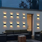 2 Packs Solar Wasserdichte Wandleuchten Außenbereich Dekoration, 6 LED Lichter Warmweiß Skandinavischer Stil Deckbeleuchtung Beleuchtung Außenleuchten, Terrasse, Straße, Landschaftsgestaltung, Zaun, Garage, Garten Wandleuchten