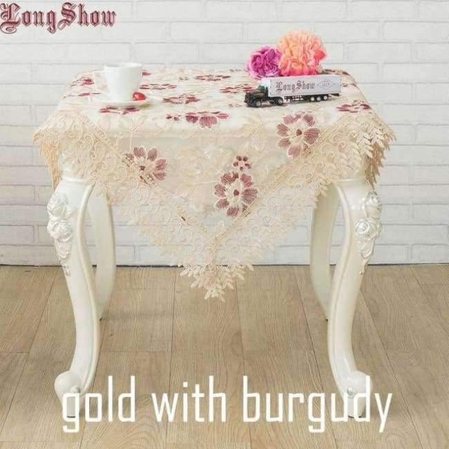 Leichtkaffee Pure Organza Spitzeneinfassung LOTUS Bestickte Tischdecke