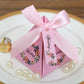 50 Stück Kostenloser Versand Pink/Lila/Tiffany Blau Florale Pyramidenehe Geschenke Süßigkeitenboxen Hochzeit Dusche Party Papier Geschenkbox