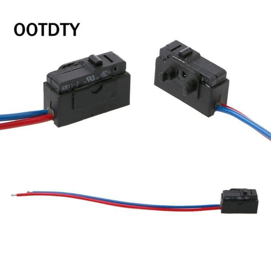 Rechter Türsensor-Schloss-Mikroschalter für Octavia Fabia Superb Passat B5 Bora Golf 4 MK4